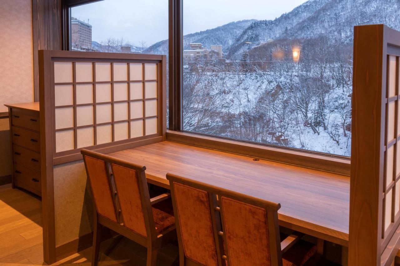 Jozankei Onsen Yurakusoan Hotell Sapporo Exteriör bild