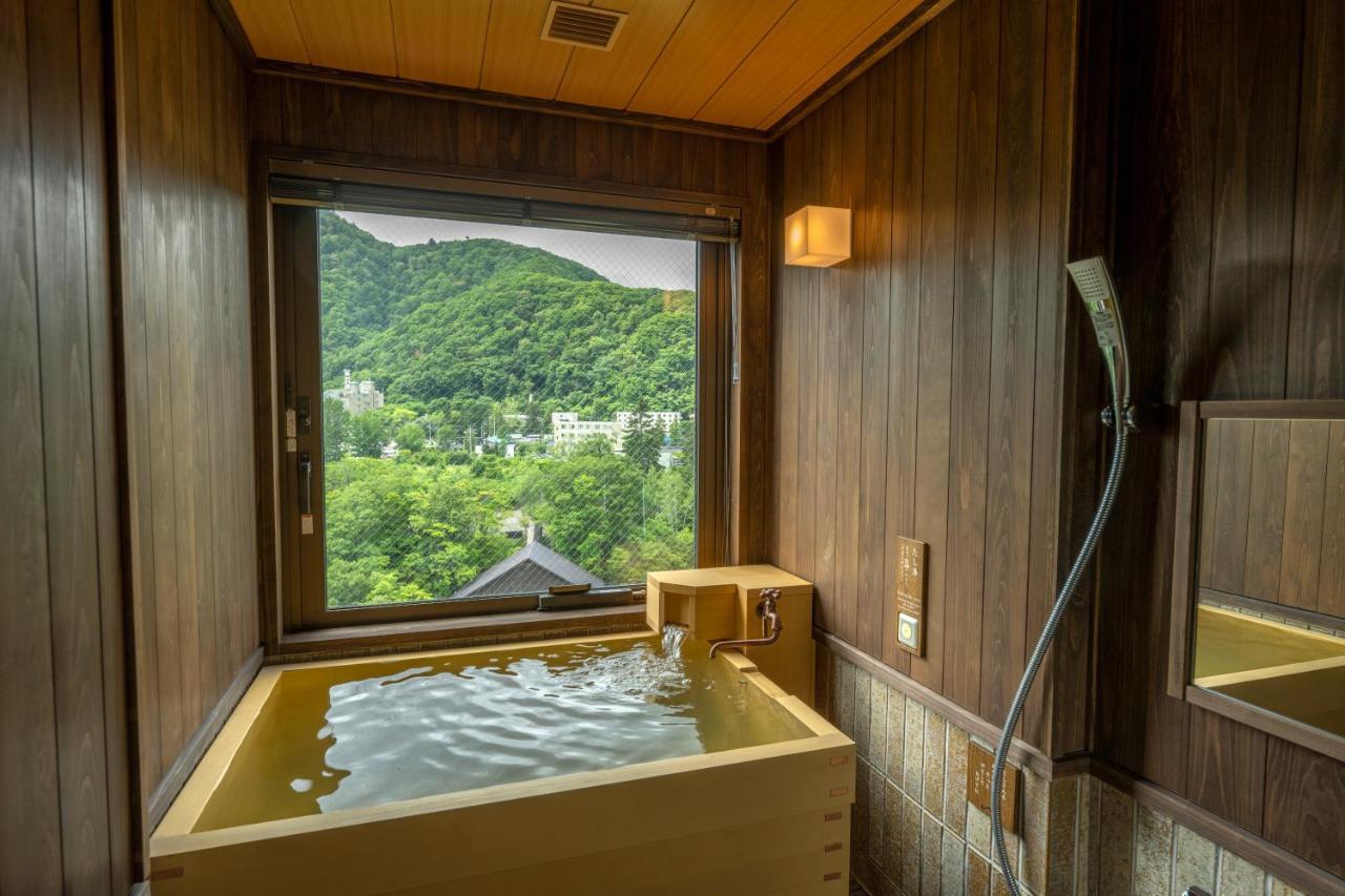 Jozankei Onsen Yurakusoan Hotell Sapporo Exteriör bild